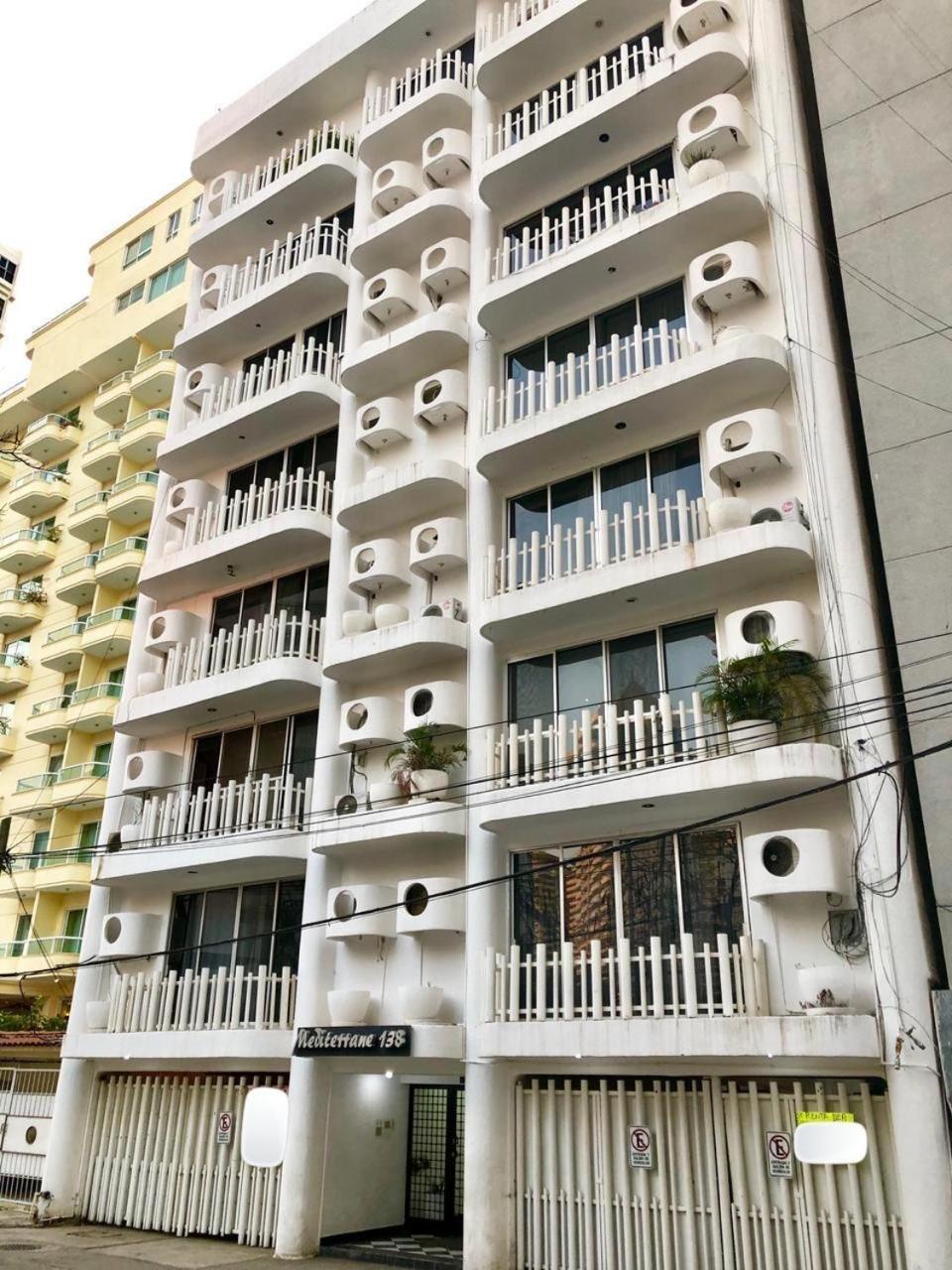 Acapulco Hotel Y Suites Mediterrane Exterior photo